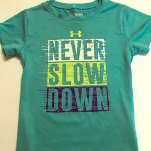 Under Armour Heat Gear T-shirt Size 4 Green